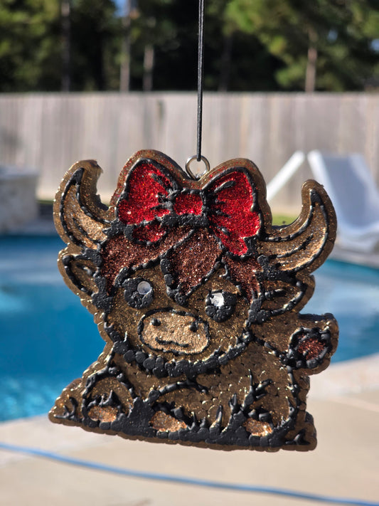 Baby Highland Cow Freshie With Glitter