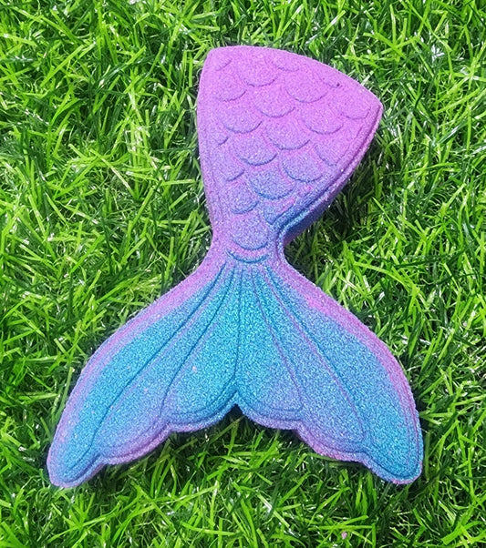 Mermaid tail bath bomb,Mermaid Kisses,mermaid, ocean,mermaid gift,bath bomb,mermaod tail,surprise bath bomb
