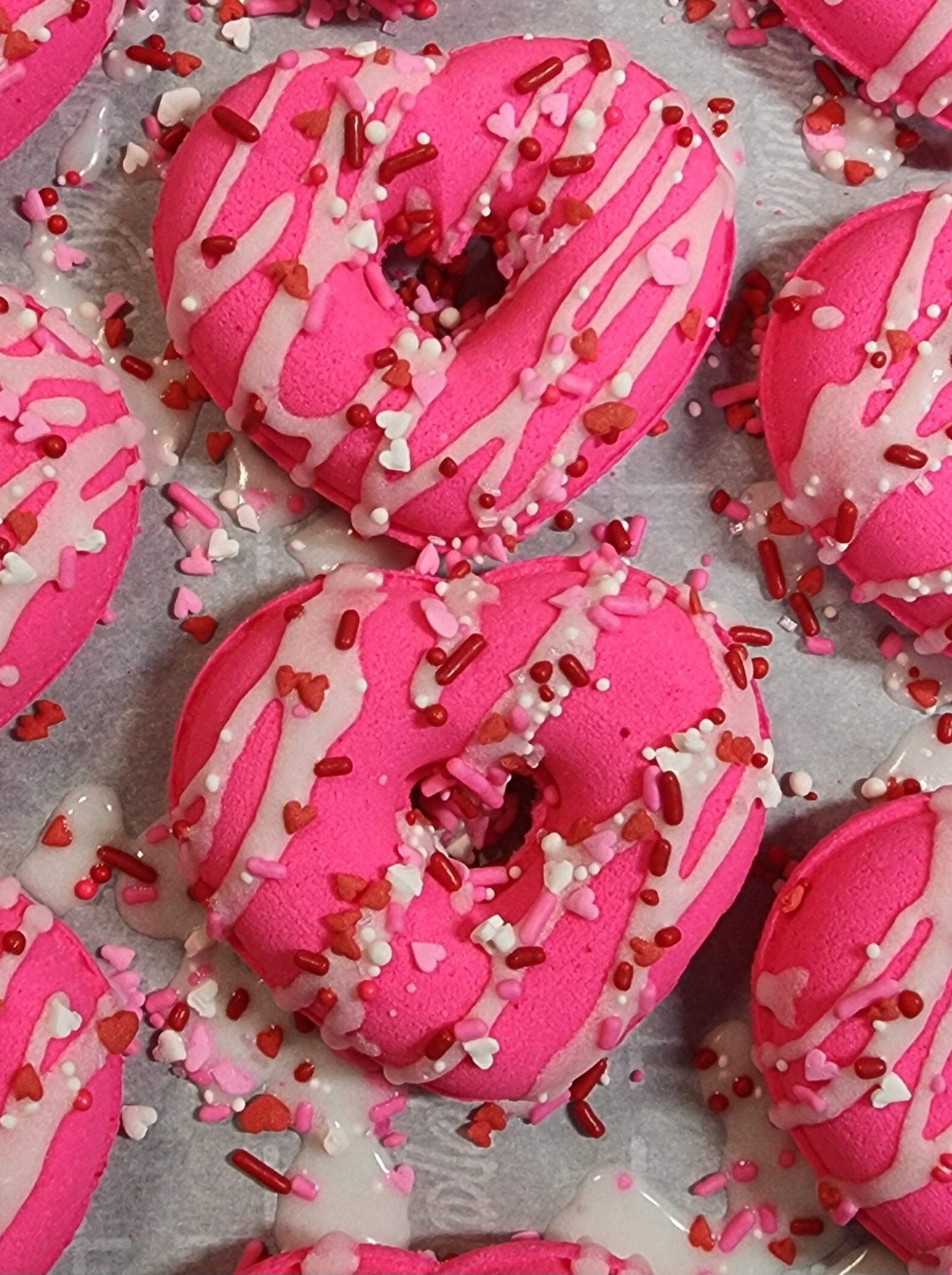 Valentine Heart shaped donut bath bomb,Valentine's Gift,love,,bath bomb,gifts for her,heart,Valentine's bath bomb,kids Valentine's, kid gift