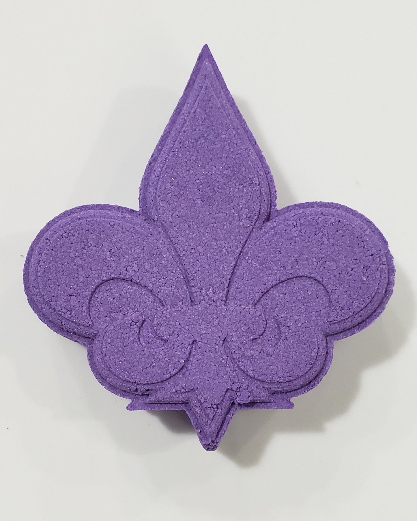 Mardi Gras Fleur de lies bath bomb scented in Mardi Gras